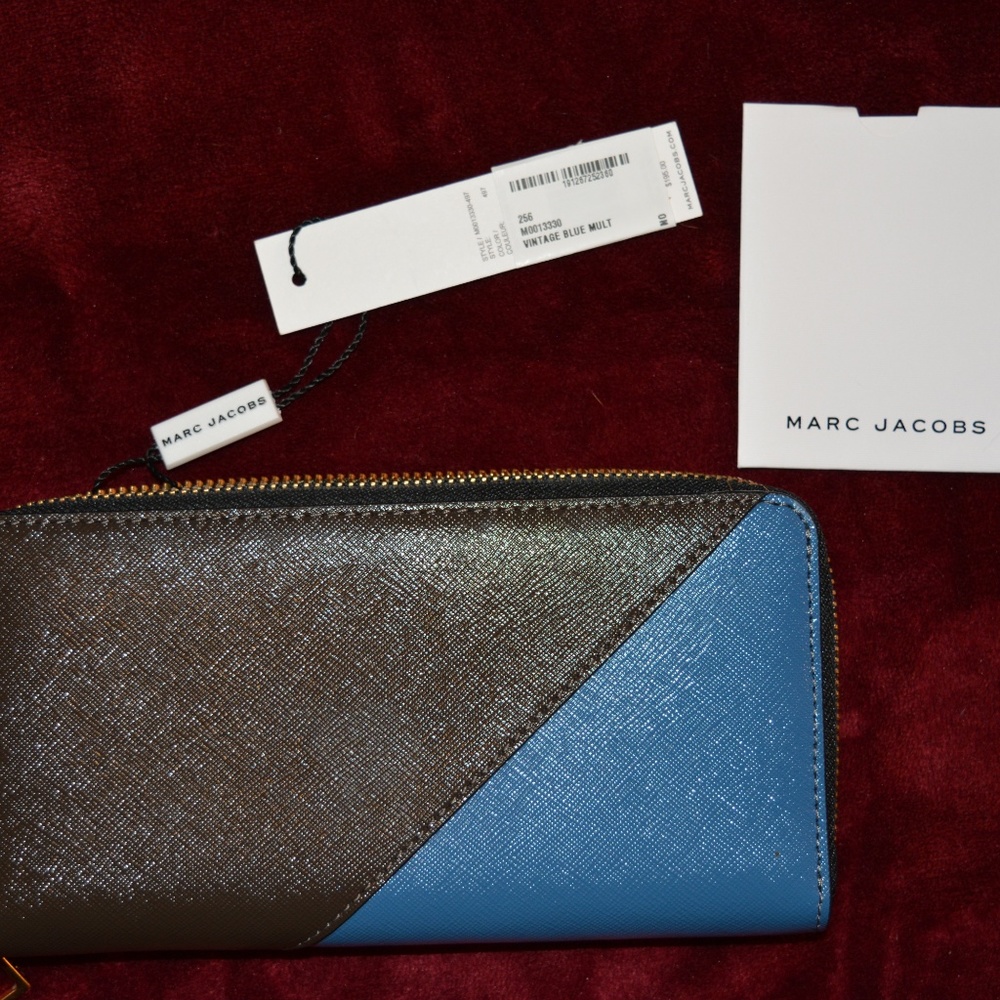 Marc Jacobs Wallet - Picture 2 of 5
